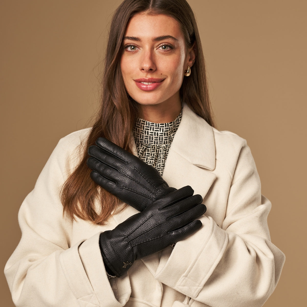 Emily (noir) - Gants en cuir de cerf (American deerskin) et doublure en laine - Schwartz & von Halen FR - Gants en Cuir - 5