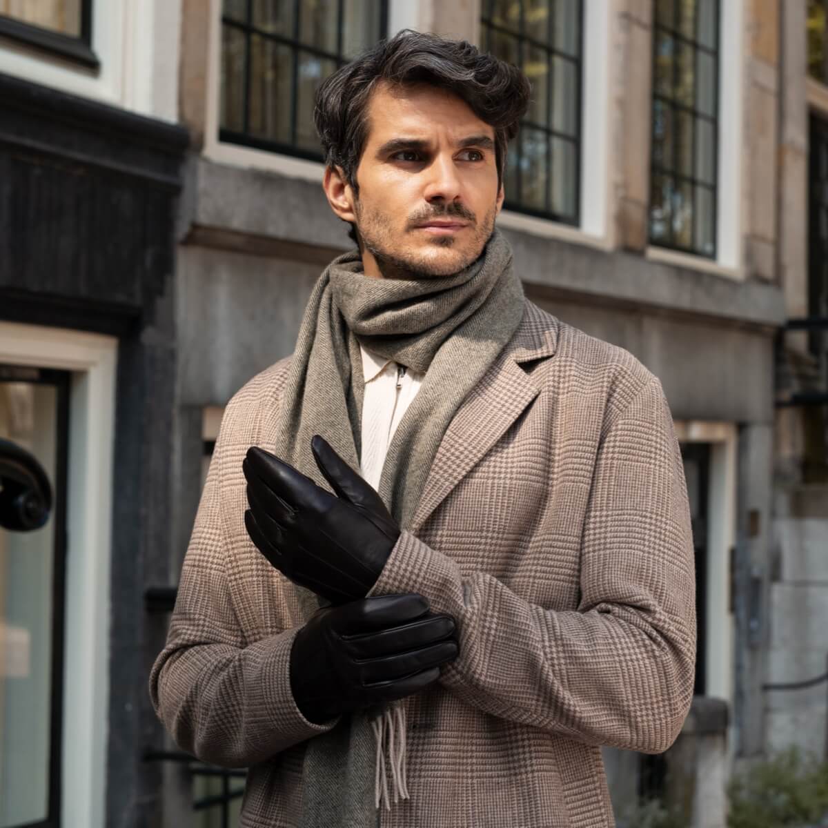 James (noir) – Gants classiques en cuir de mouton avec doublure luxueuse en cachemire et fonction tactile - Schwartz & von Halen FR - Gants en Cuir - 10