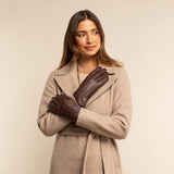 Julia (marron) - Gants en peau de chèvre avec luxueuse doublure en fausse fourrure & fonction écran tactile - Schwartz & von Halen FR - Gants en Cuir - 5