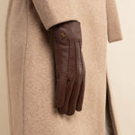 Julia (marron) - Gants en peau de chèvre avec luxueuse doublure en fausse fourrure & fonction écran tactile - Schwartz & von Halen FR - Gants en Cuir - 9