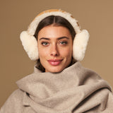 Nathaly (camel) – cache-oreilles chauds et élégants en peau de mouton et daim 100% naturels  - Schwartz & von Halen FR - 1