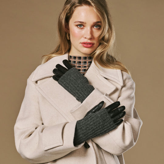 Riley (noir) - Gants tactiles en cuir de mouton avec manchette en tricot