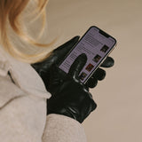 Rosemary (noir) - Gants extra longs en cuir d'agneau doublés de soie et fonction tactile
