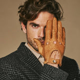 Silvio (cognac) - Gants de conduite exclusifs pour hommes en cuir de pécari