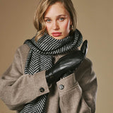 Veronica (noir) - Mitaines en cuir d'agneau pour femmes avec doublure en fausse fourrure et fonction tactile