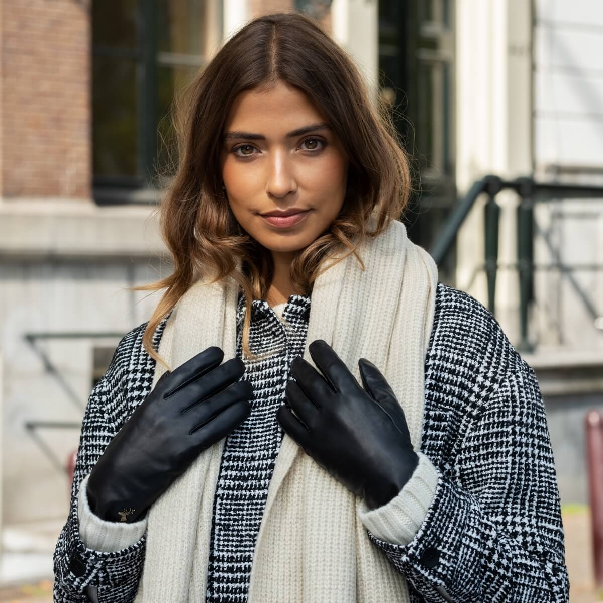 Ivy (noir) - Gants tactiles en cuir de mouton et doublure en laine/cachemire - Schwartz & von Halen FR - Gants en Cuir - 6
