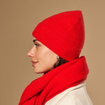 Mischa (rouge) – luxueux bonnet en laine mérinos douce (unisexe) - Schwartz & von Halen FR - 4