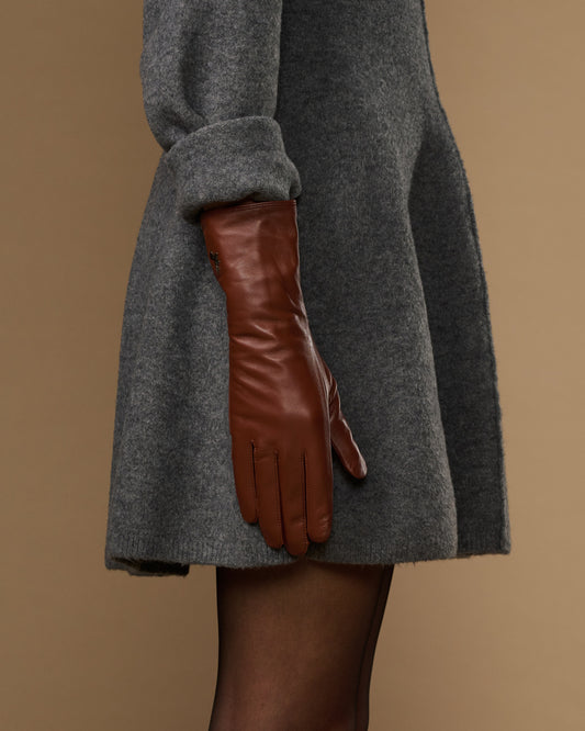 Emma (cognac) - Extra-long sheepskin leather gloves with luxurious cashmere lining & touchscreen feature