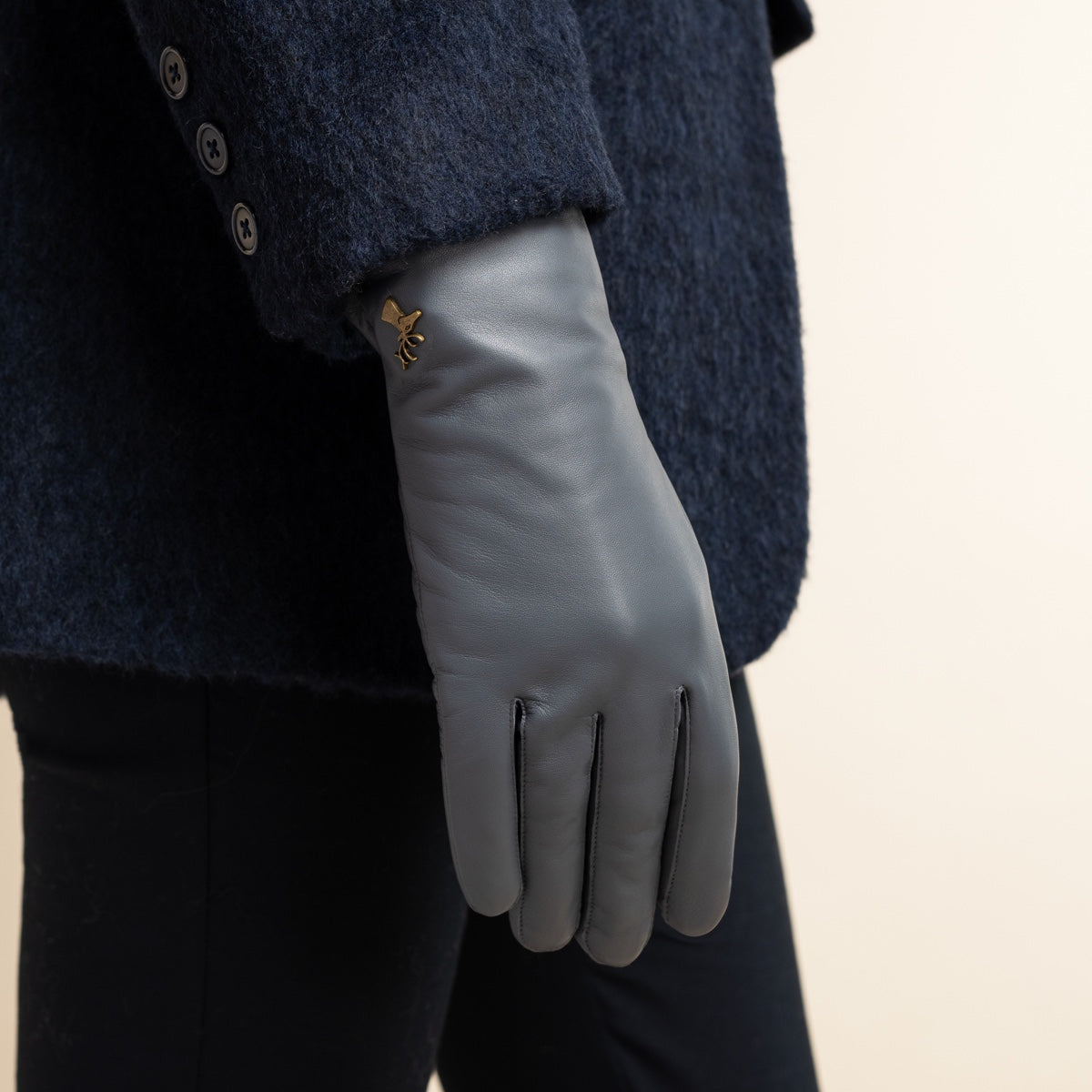 Ivy (gris) - Gants tactiles en cuir de mouton et doublure en laine/cachemire - Schwartz & von Halen FR - Gants en Cuir - 7