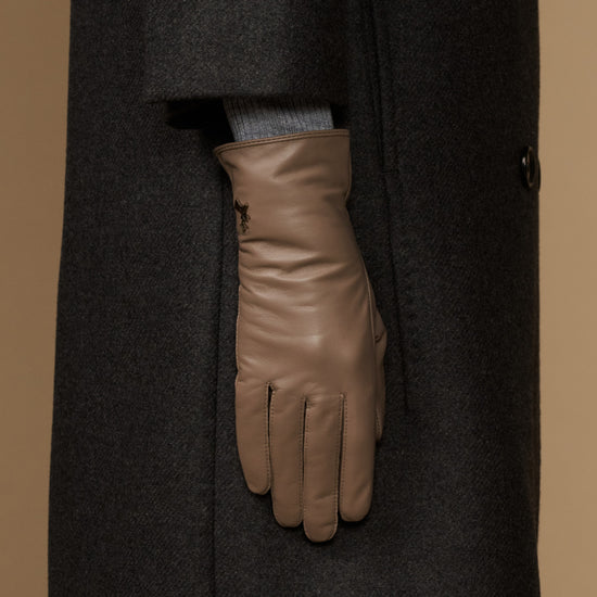 Women’s taupe leather gloves, side view with finger panels and stitched cuff