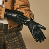 Jasmine (noir) - Gants pour femmes en cuir d'agneau doublés de fourrure de lapin luxueuse et fonction tactile.