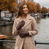 Julia (marron) - Gants en peau de chèvre avec luxueuse doublure en fausse fourrure & fonction écran tactile