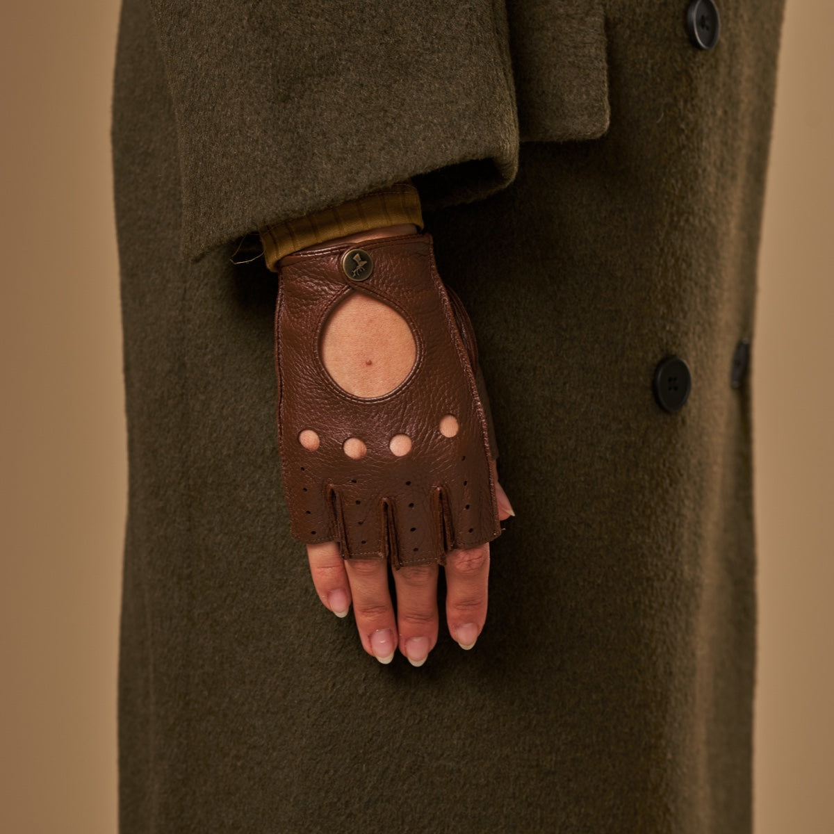 Robyn (marron) – luxueux gants de conduite sans doigts en cuir de cerf américain - Schwartz & von Halen FR - Gants en Cuir - 4