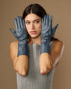 Rosemary Mid-forearm (grau) - Damenhandschuhe aus Lammleder mit Seidenfutter & Touchscreen-Funktion